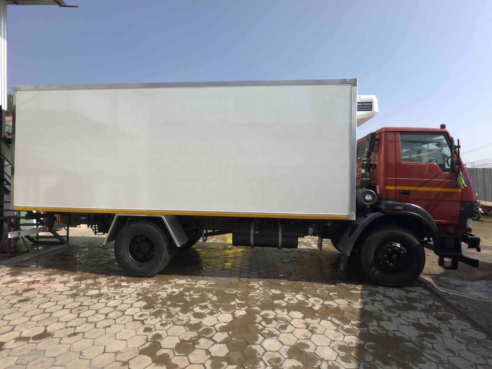 Refrigerated Truck by Nepcool.